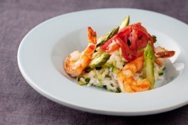 Gambas rôties et risotto primeur