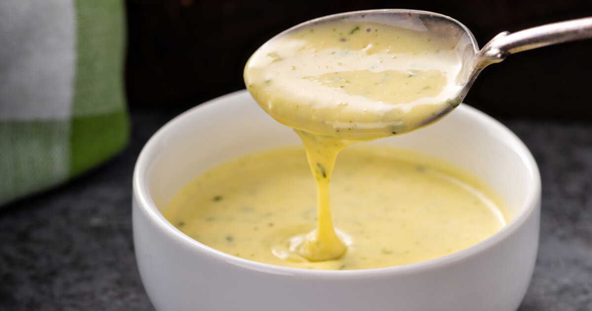 Préparer une sauce béarnaise comme un chef : la recette simple et efficace