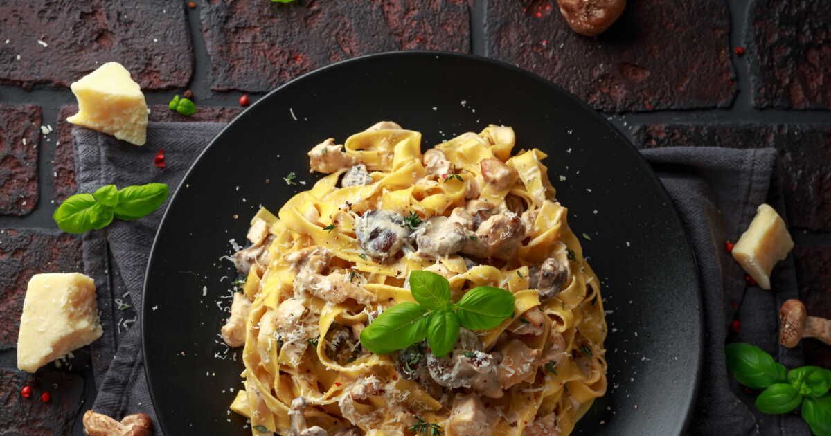 Retrouvez la recette de pâtes crémeuses qui fait chavirer les cœurs