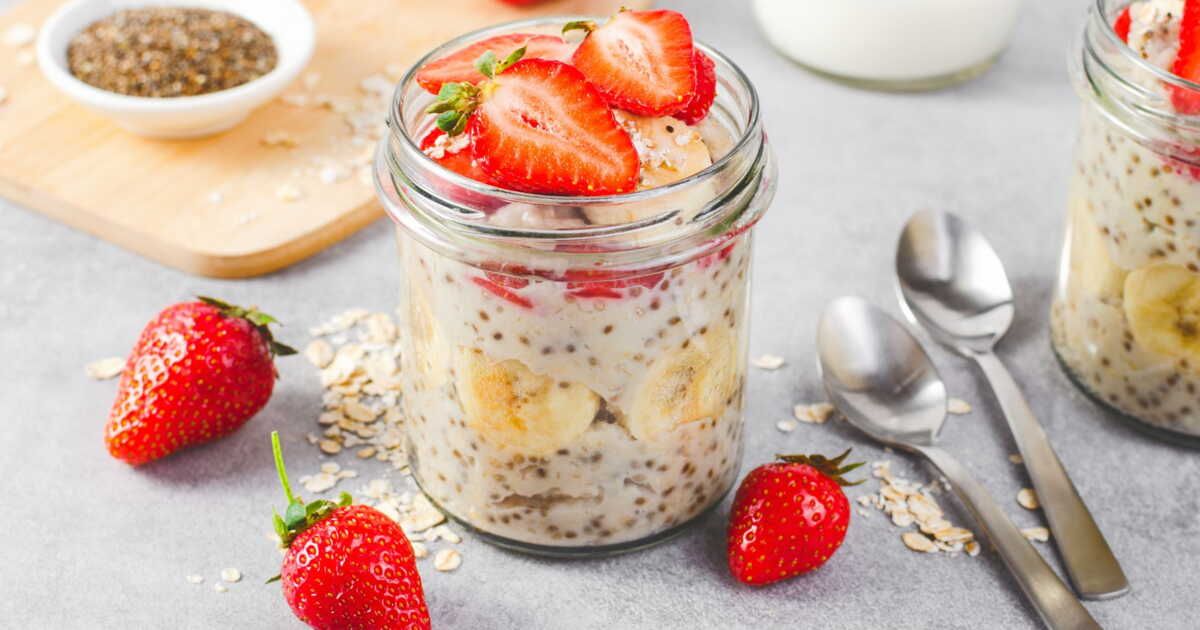 Un porridge matcha-pistache pour un petit-déjeuner énergisant et délicieux