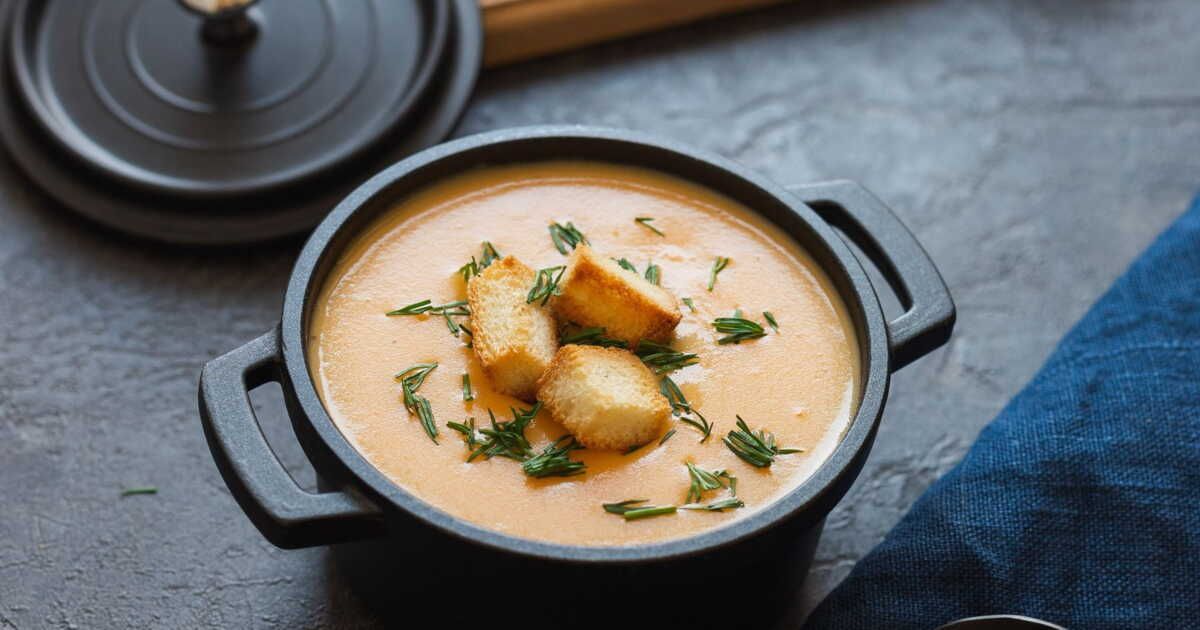 Découvrez le velouté aux champignons de Cyril Lignac, un vrai délice d'hiver