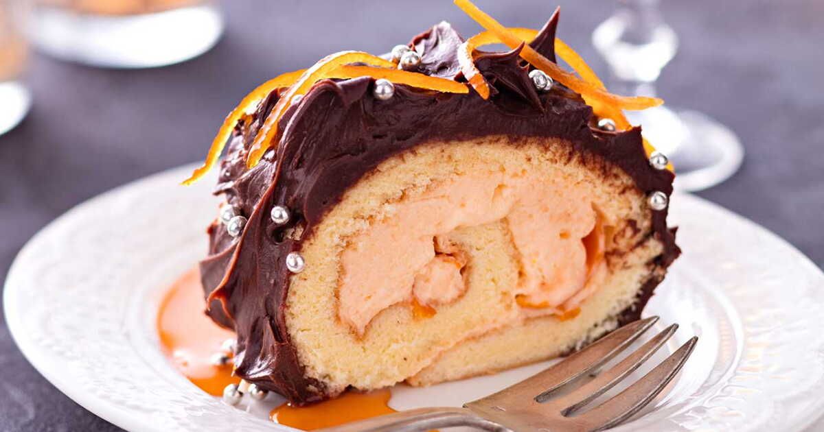 Une bûche festive à la crème d’orange et au Grand Marnier