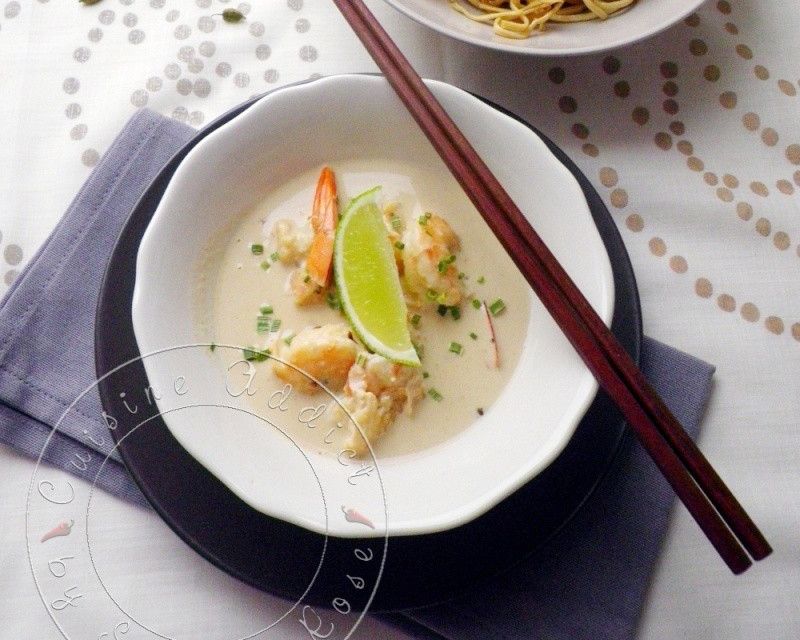 Wok de crevettes au lait de coco & curry vert