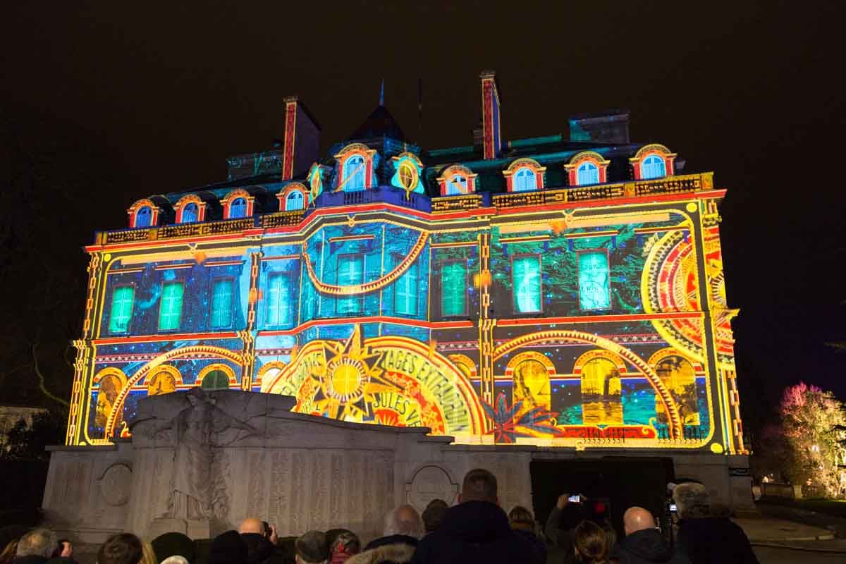 Les Habits de Lumière, Épernay