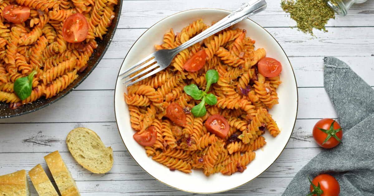 Des pâtes de la flemme : la recette astucieuse de Simone Zanoni