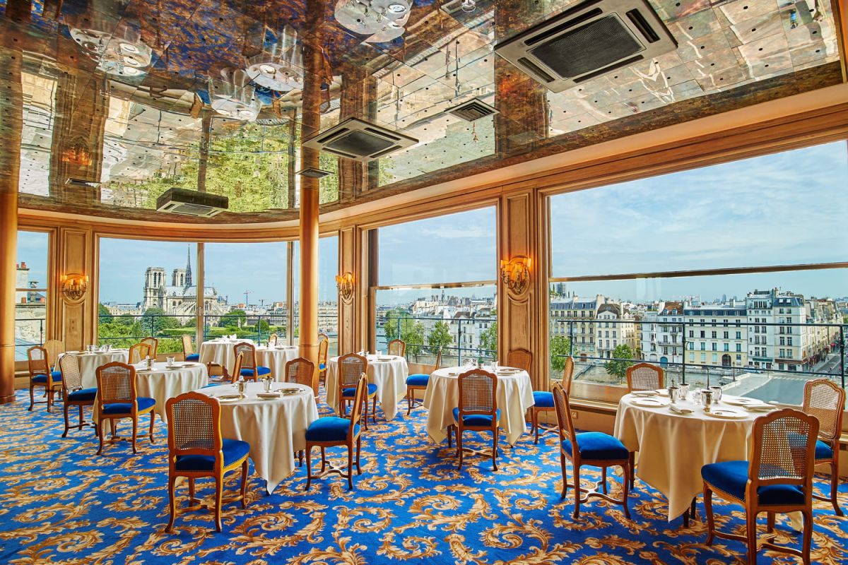 Le top 10 des restaurants parisiens où déguster avec une vue imprenable