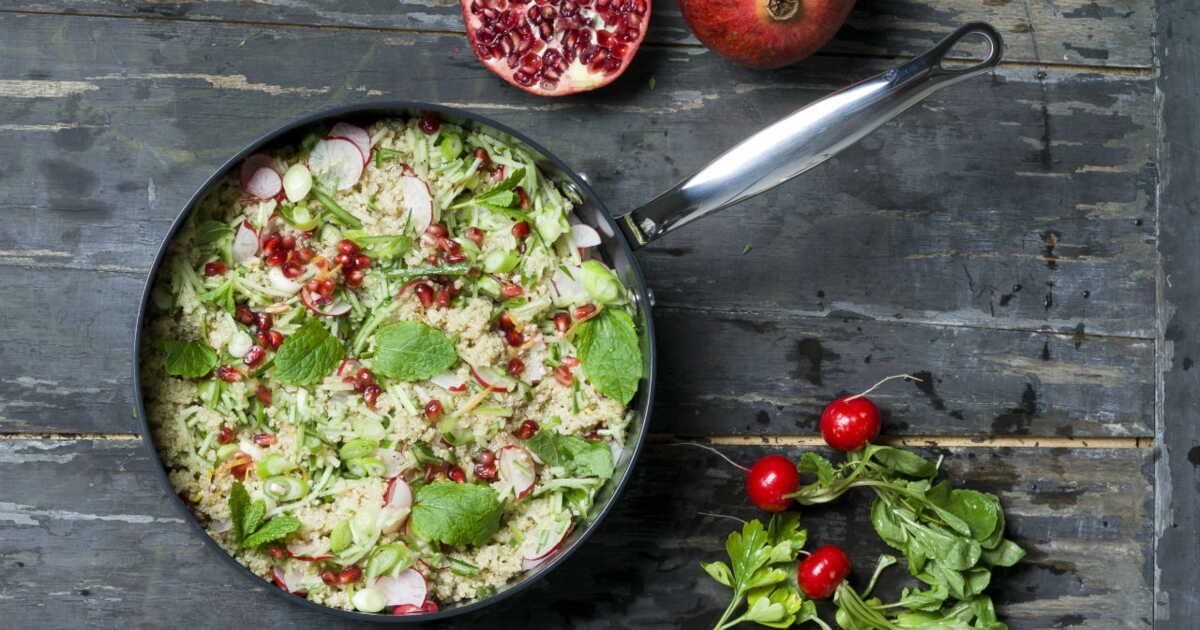 Découvrez la recette gourmande du quinoa à la grenade sauté en poêle