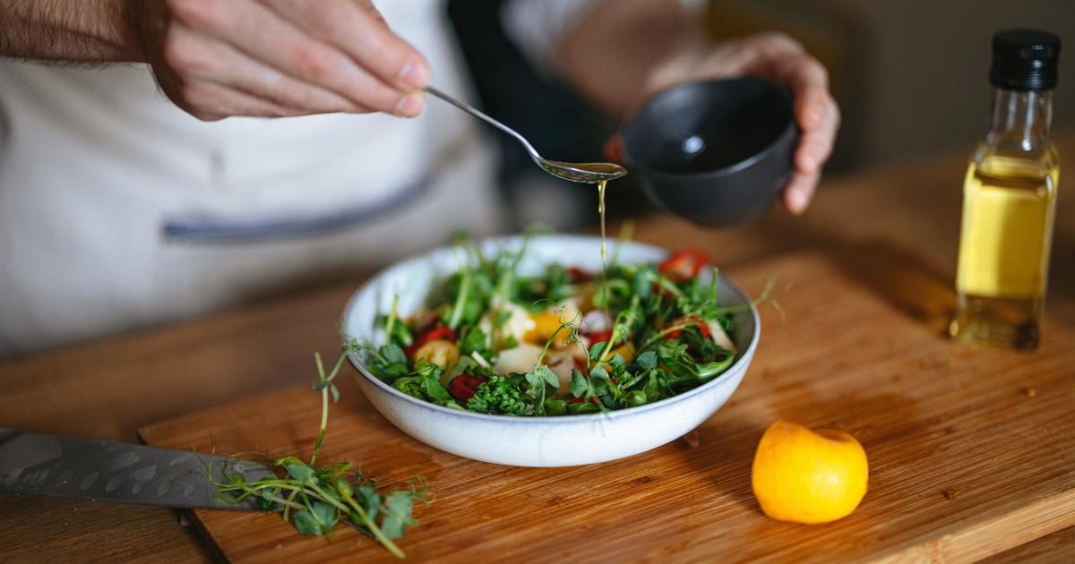 Découvrez la vinaigrette légère sans huile pour des salades délicieuses