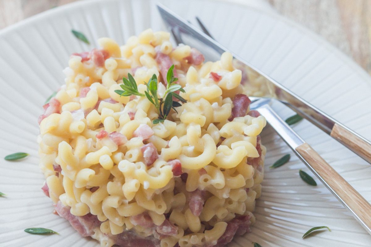 un risotto réconfortant aux coquillettes et jambon