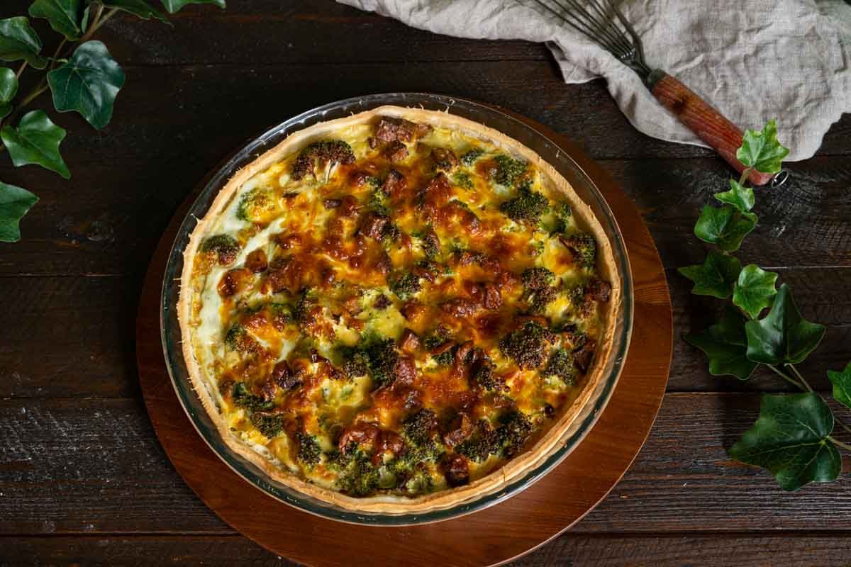 Quiche au brocoli et tofu fumé