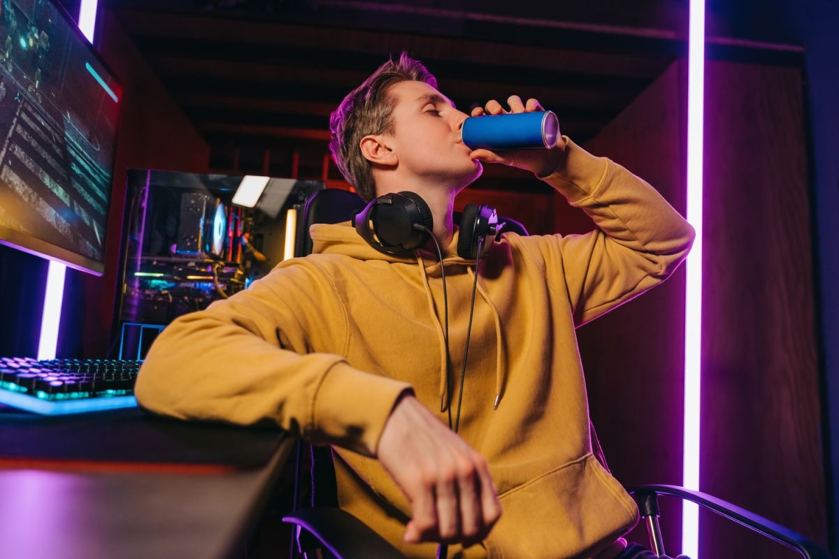 l'addiction aux boissons énergisantes peut coûter cher