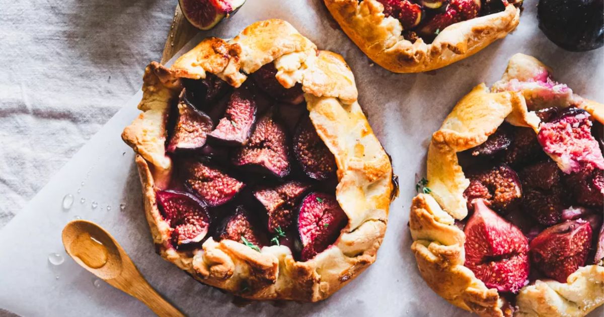 Une tarte rustique aux figues pour un goûter savoureux