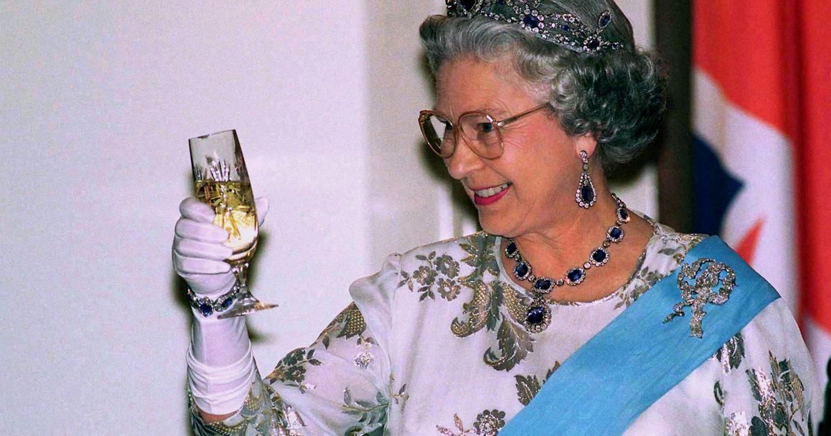 Le cocktail secret d'Elizabeth II : un toast à la royauté