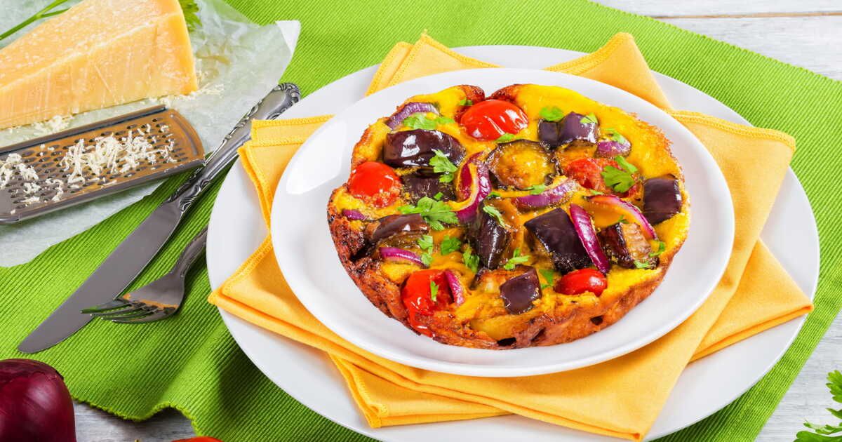 Une omelette estivale aux aubergines qui va vous surprendre