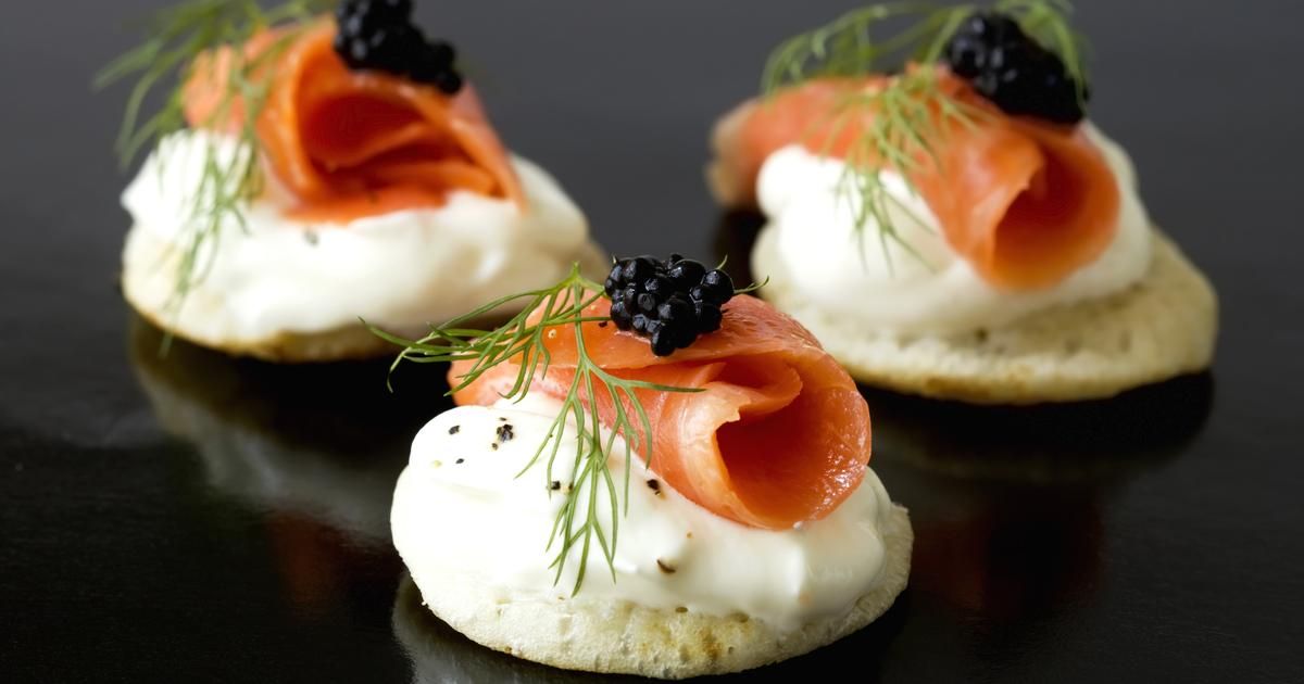 Des recettes raffinées de saumon fumé pour célébrer la nouvelle année