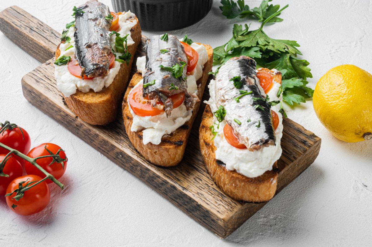 sardines : le poisson santé à petits prix qui surpasse le saumon