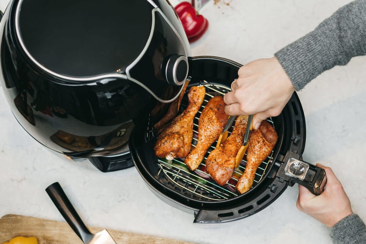 Attention à cette zone cachée de votre Airfryer qui pourrait l'endommager