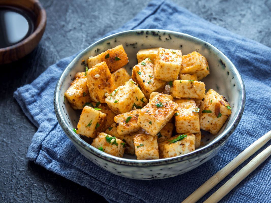 Découvrez 12 recettes savoureuses pour adorer le tofu