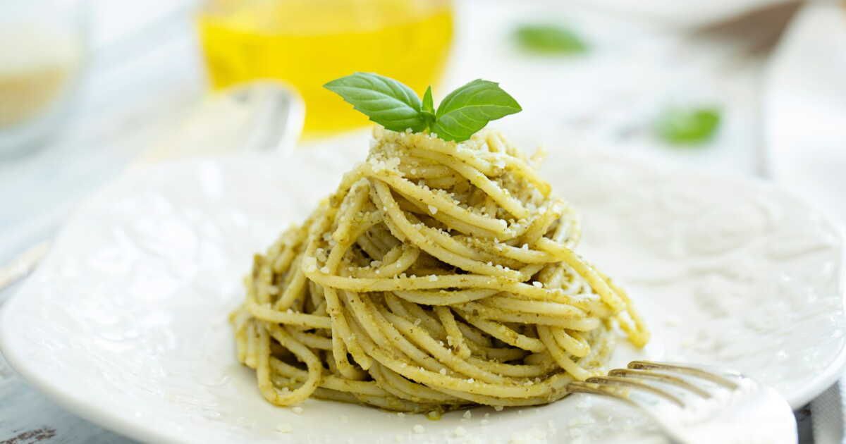 Découvrez l'astuce du chef Denny Imbroisi pour des pâtes parfaitement al dente