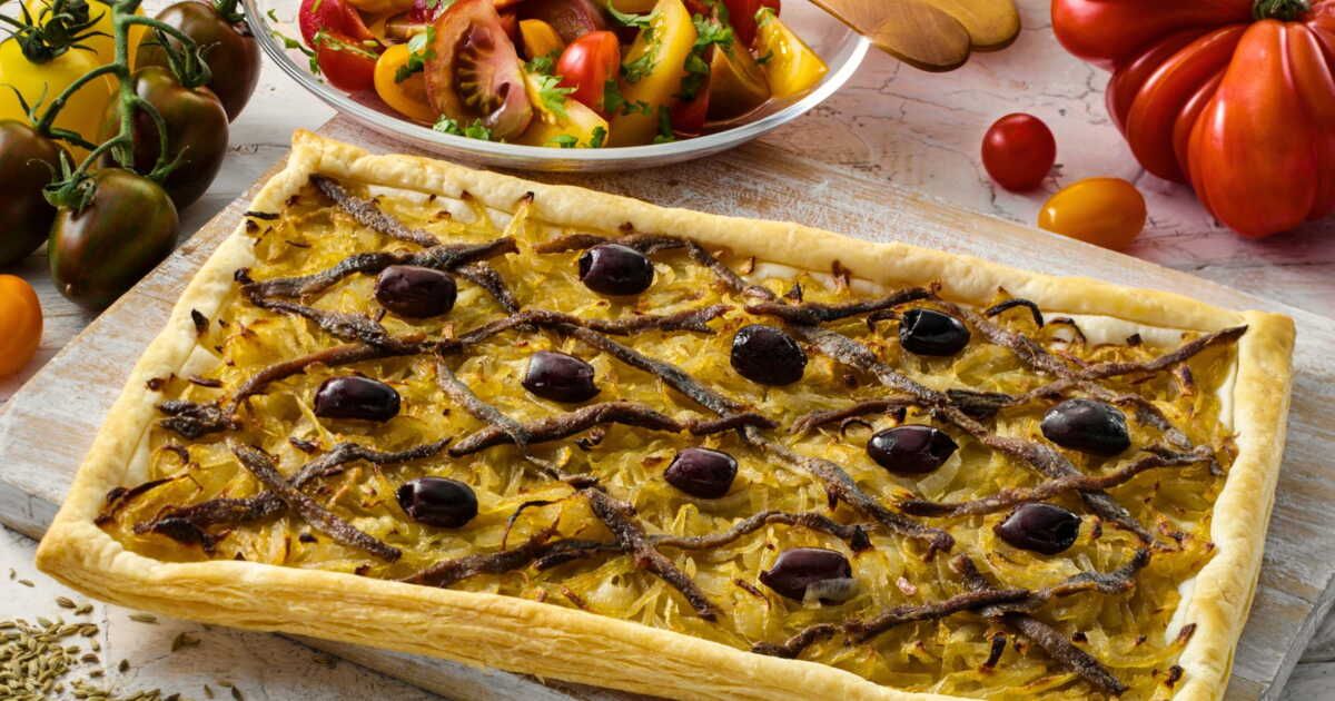 La pissaladière, un délice méditerranéen à savourer