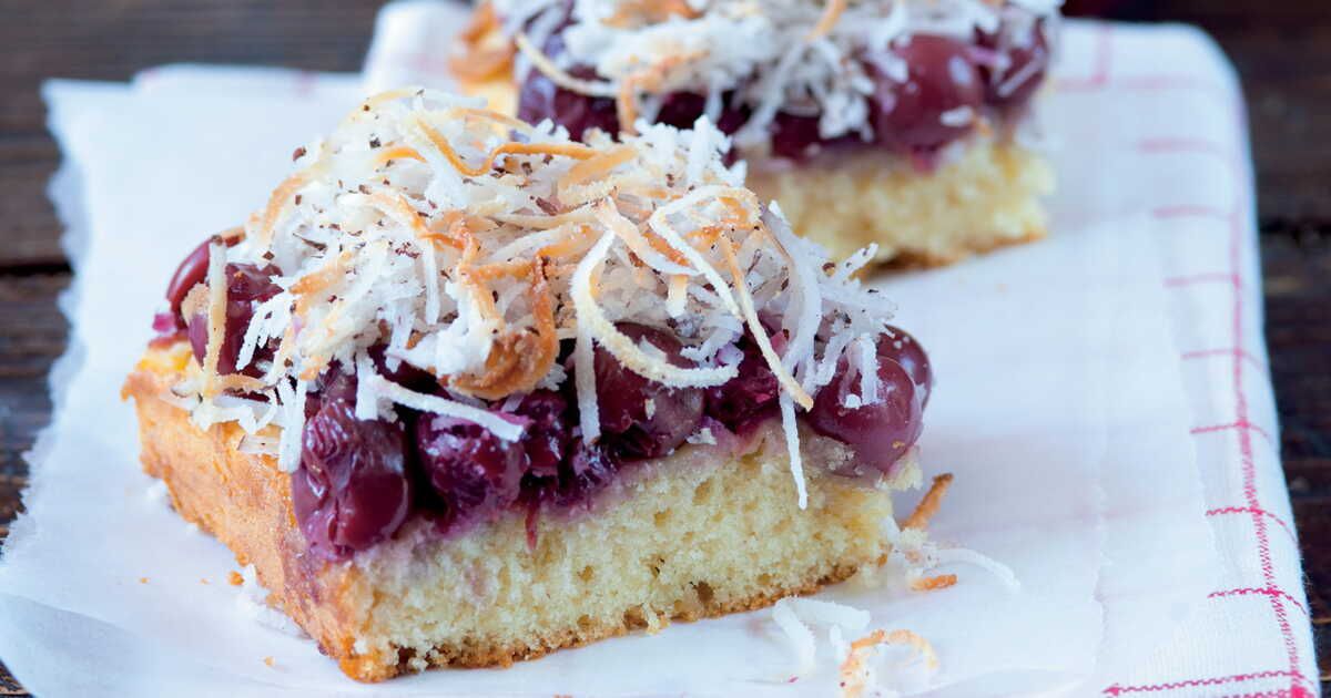 Le gâteau nantais revisité : griottes confites et noix de coco pour une explosion de saveurs